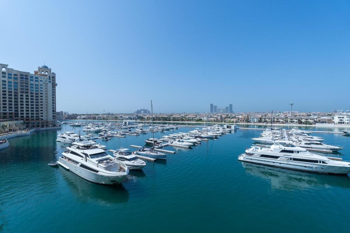 Serene 3-bedroom With Waterfront Marina Views In Palm Jumeirah *
