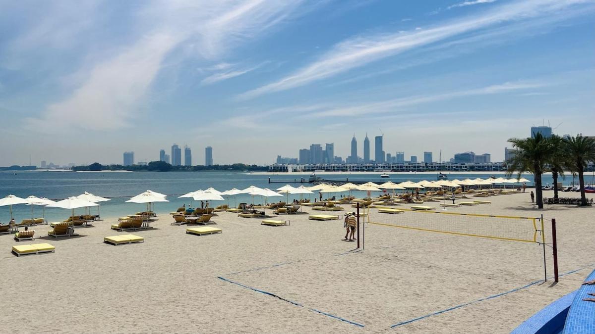 Serene 3-bedroom With Waterfront Marina Views In Palm Jumeirah Apartment