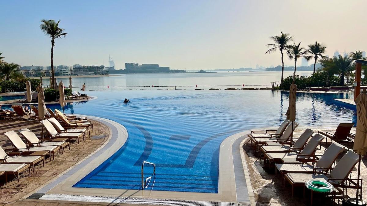 Apartment Serene 3-bedroom With Waterfront Marina Views In Palm Jumeirah *
