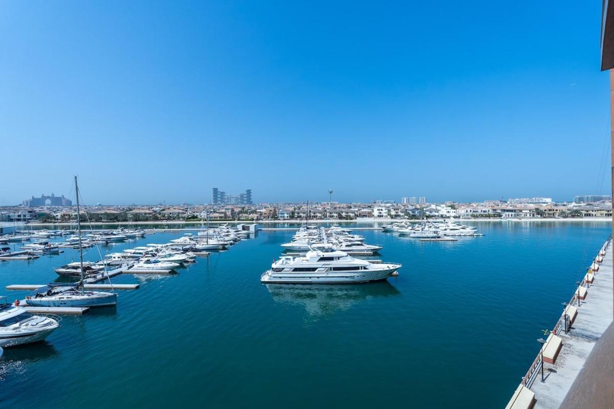 Apartment Serene 3-bedroom With Waterfront Marina Views In Palm Jumeirah