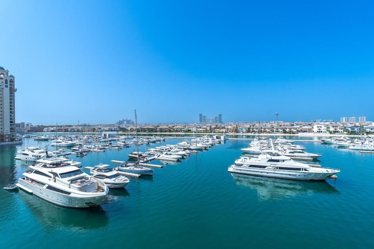 Apartment Serene 3-bedroom With Waterfront Marina Views In Palm Jumeirah *